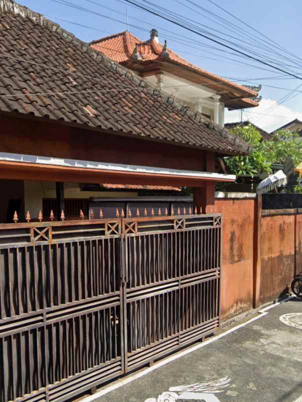 dijual 4 45 are bonus rumah jl jayagiri renon denpasar