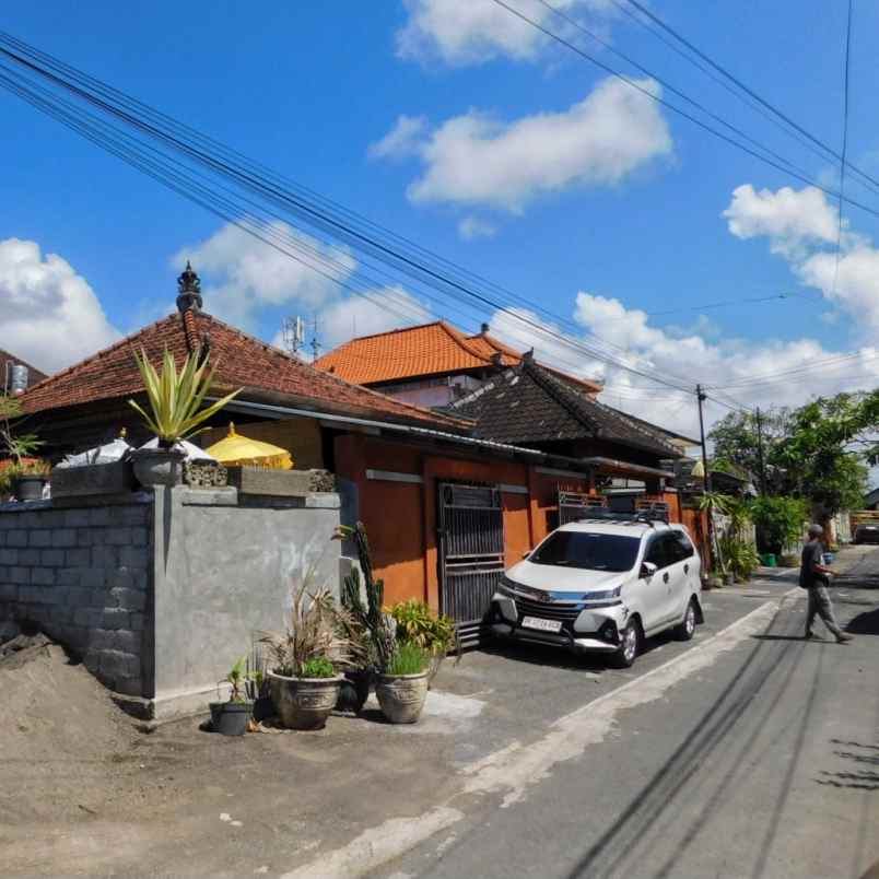 dijual 4 45 are bonus rumah jl jayagiri renon denpasar
