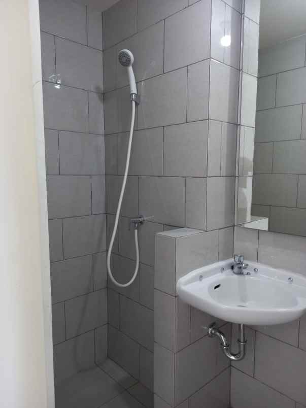 dijual apartemen east coast amor