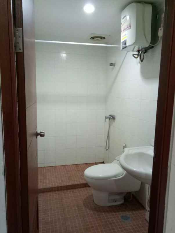 dijual apartemen jl siwalankerto timur no