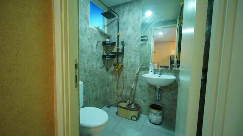 dijual apartemen laguna kejawan putih