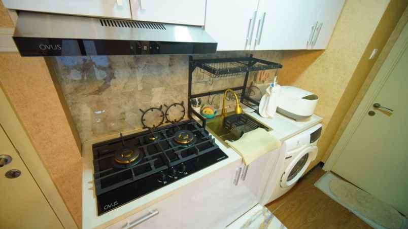 dijual apartemen laguna kejawan putih