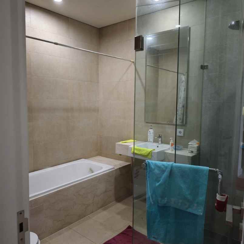 dijual apartemen one galaxy residence