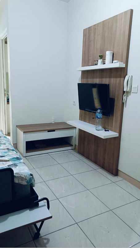 dijual apartemen the springlake tower