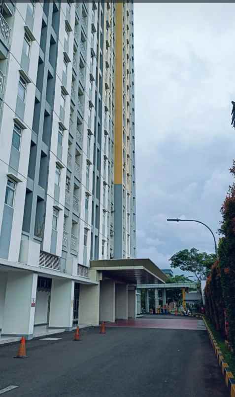 dijual apartemen the springlake tower
