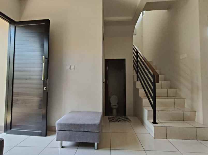 dijual cepat rumah dekat mall di summarecon bekasi