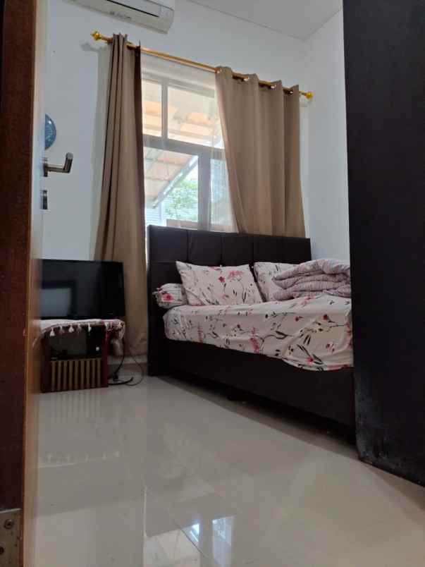 dijual cepat rumah di trevista park