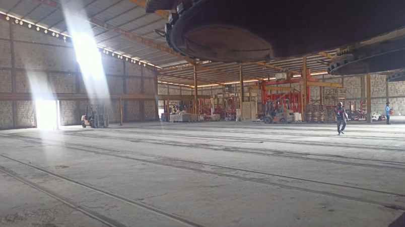 dijual gudang ex pabrik pengecoran logam di surabaya