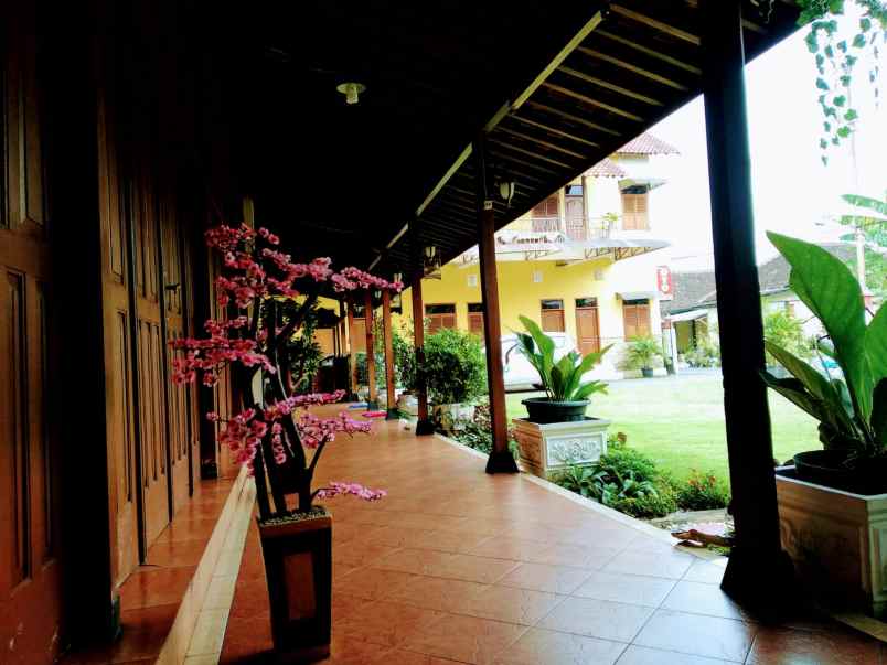 dijual guest house aktif di sleman yogyakarta