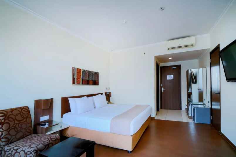 dijual hotel podosugih kec pekalongan