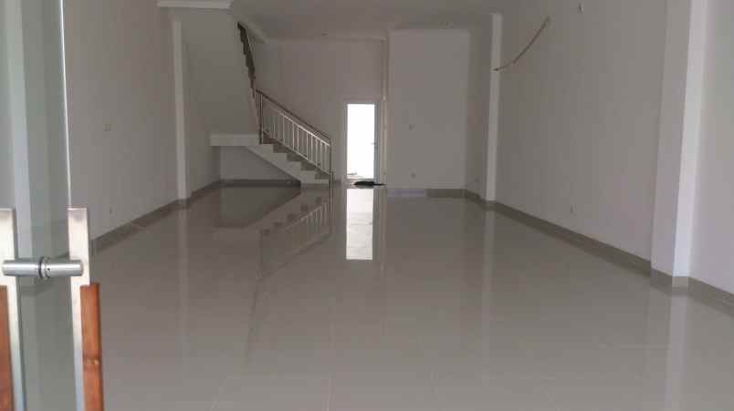 dijual kantor atau ruko baru di jl moch kahfi 1