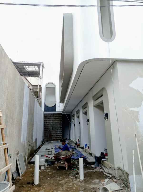 dijual kost condong catur