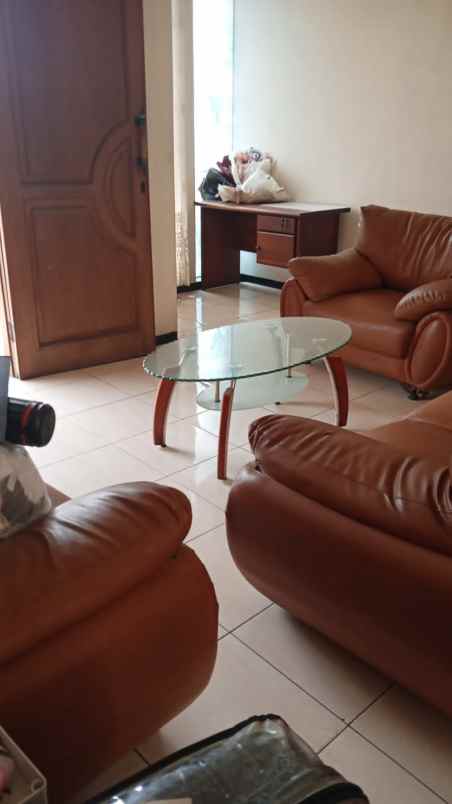 dijual kost jl siwalankerto dukuh