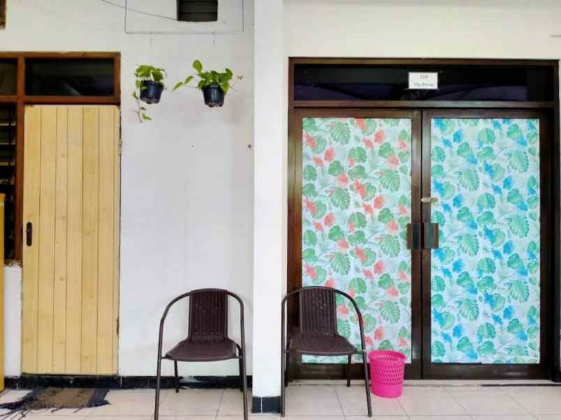 dijual kost jl tenggilis mejoyo