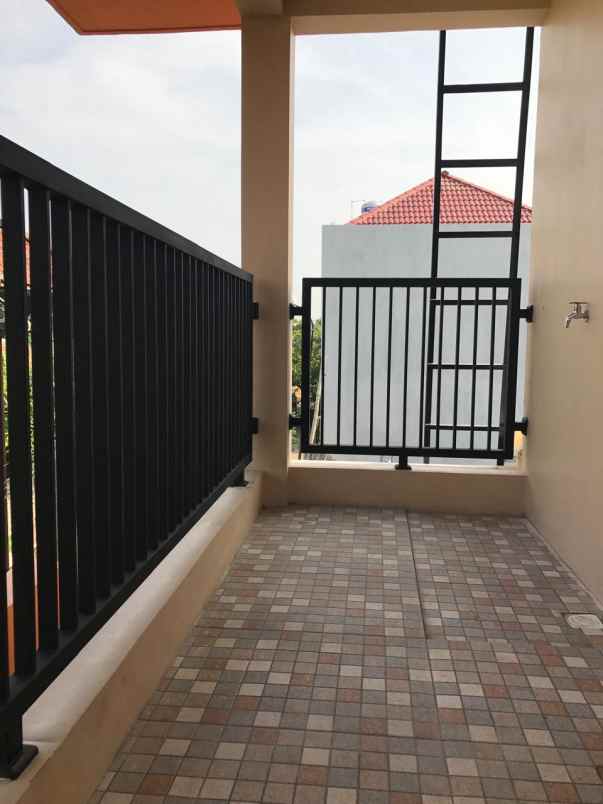 dijual kost keputih tegal
