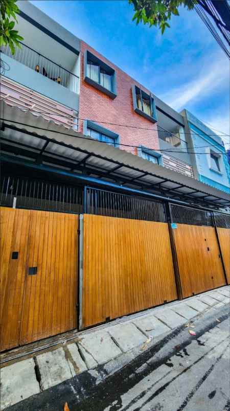 dijual kost tanjung duren