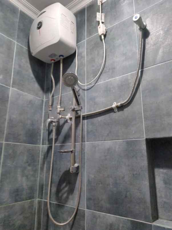 dijual kost tanjung duren utara kec