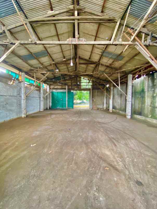 dijual murah gudang pinggir jalan di narogong bekasi