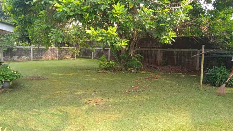 dijual murah rumah luas 802 shm di arco sawangan depok