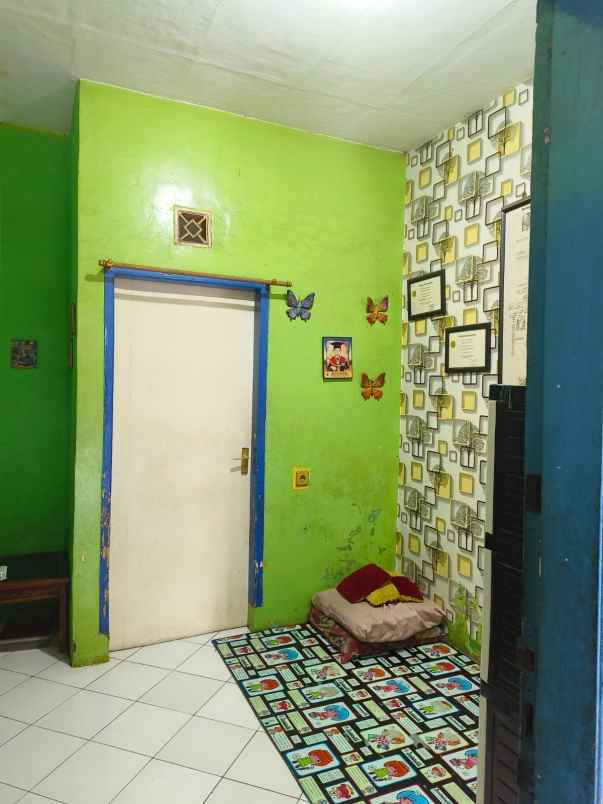 dijual ruko 2 lantai mainroad cipageran