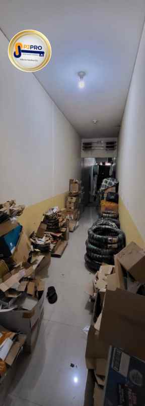 dijual ruko 3lantai pinggir jalan di duta bumi bekasi