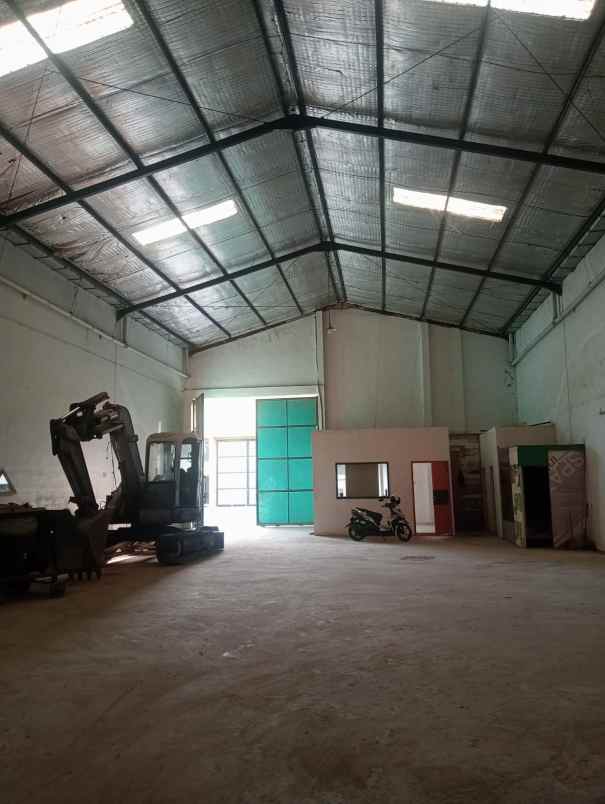 dijual ruko gudang kantor jalan lingkar timur