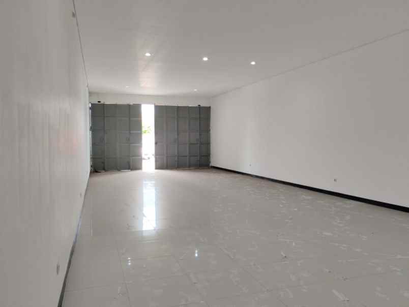 dijual ruko gudang kantor jl dr soeparno no 28