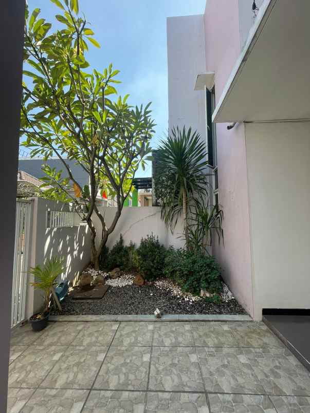 dijual ruko gudang kantor jln graha kebonsari elveka