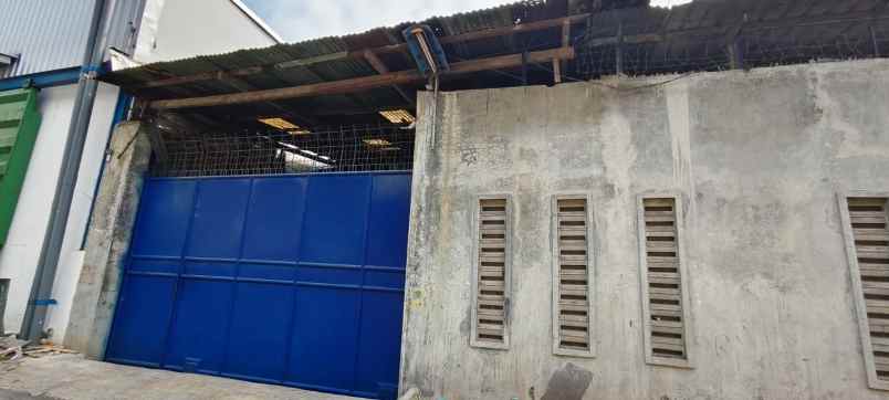 dijual ruko gudang kantor kedinding