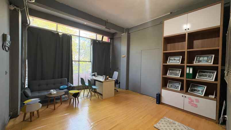 dijual ruko gudang kantor manyar garden regency