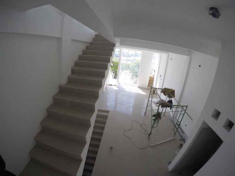 dijual ruko gudang kantor raya pandugo rungkut