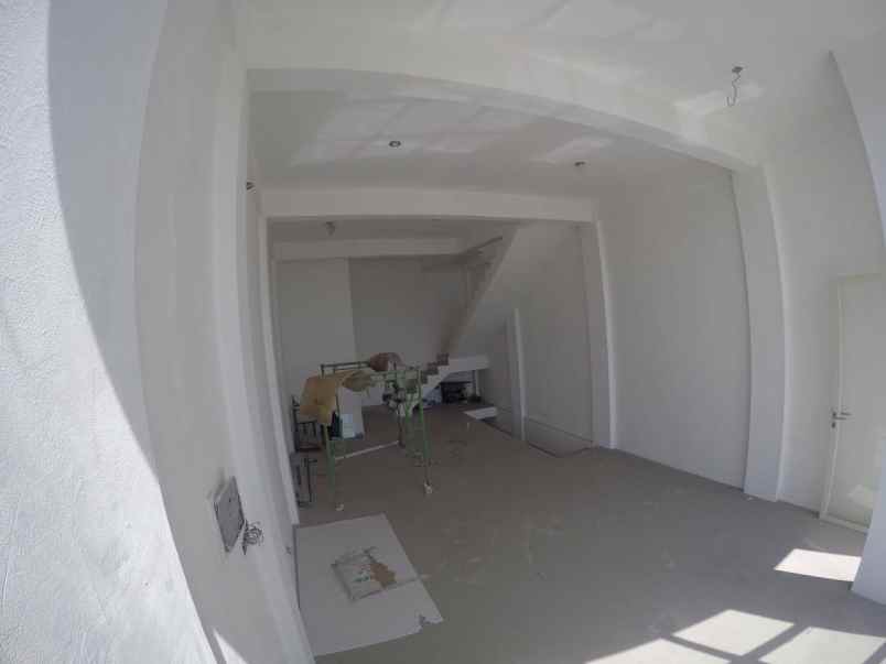 dijual ruko gudang kantor raya pandugo rungkut