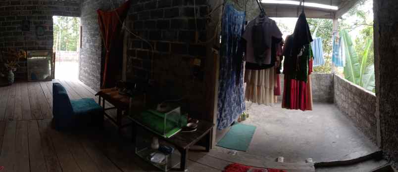 dijual rumah 2 lantai