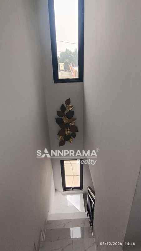 dijual rumah aeon bsd serpong