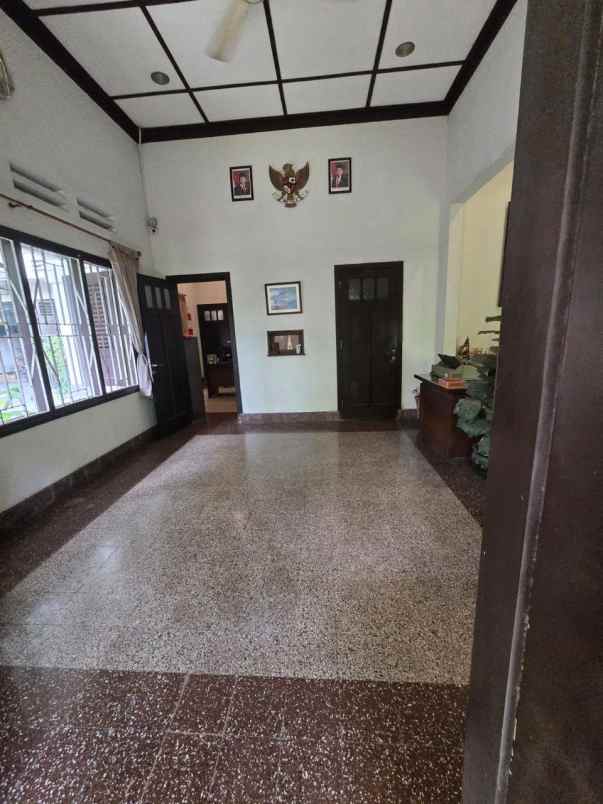 dijual rumah anjasmoro