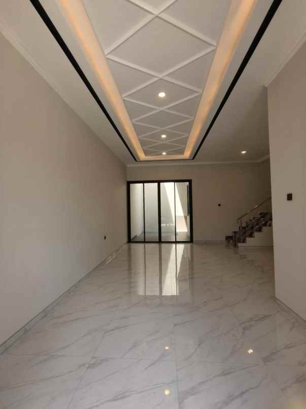 dijual rumah araya tahap 2 sukolilo