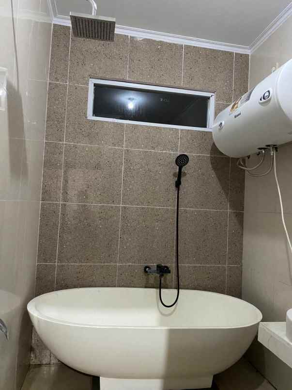 dijual rumah arcamanik