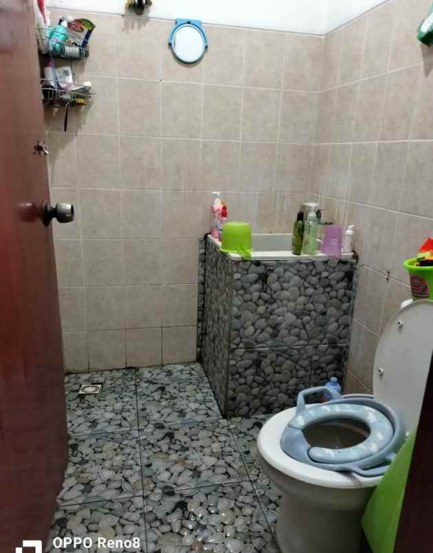 dijual rumah arcamanik endah