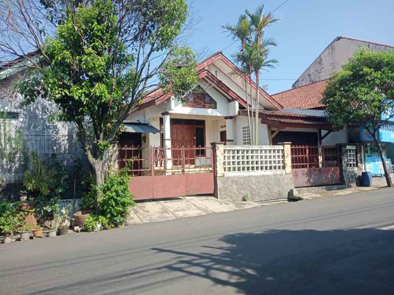dijual rumah arcawinangun