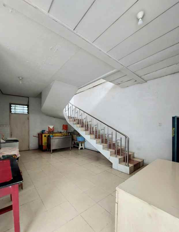 dijual rumah argopuro sawahan surabaya