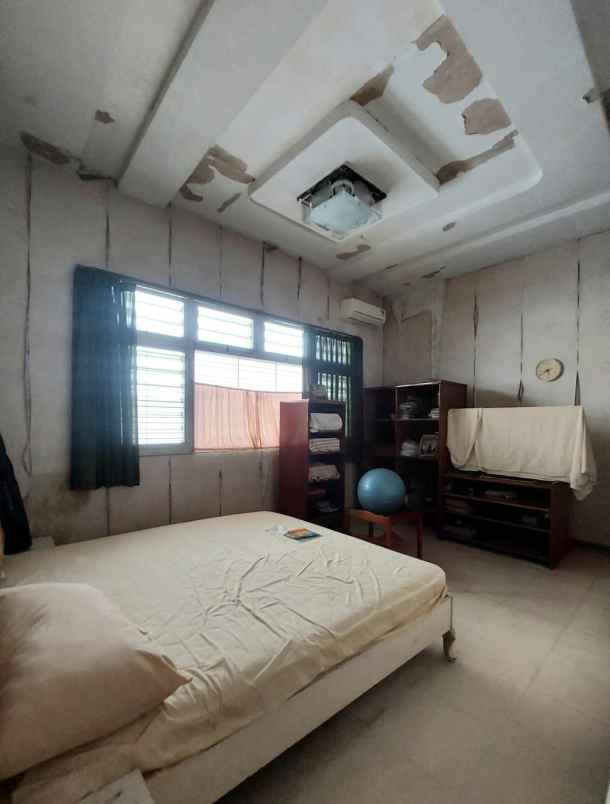dijual rumah argopuro sawahan surabaya