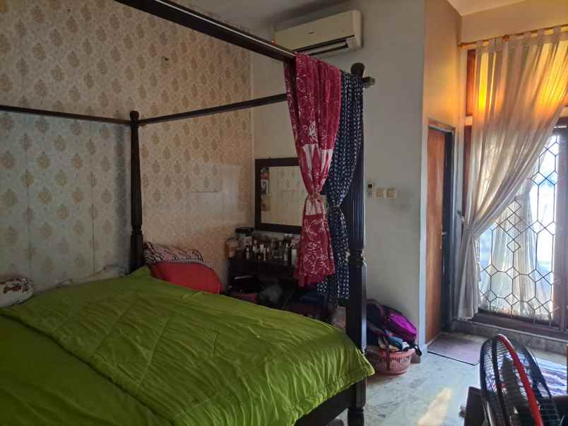 dijual rumah asri di daerah kalimalang