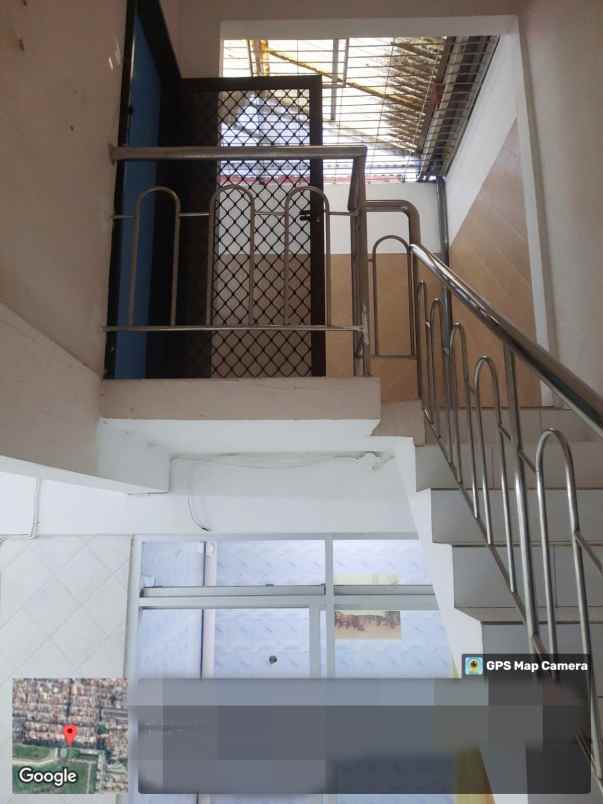 dijual rumah babatan pantai barat