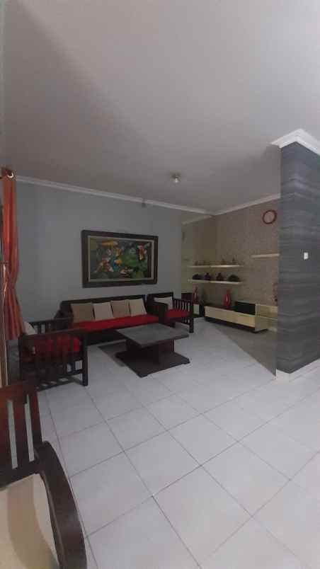 dijual rumah bagus lokasi grand wisata bekasi