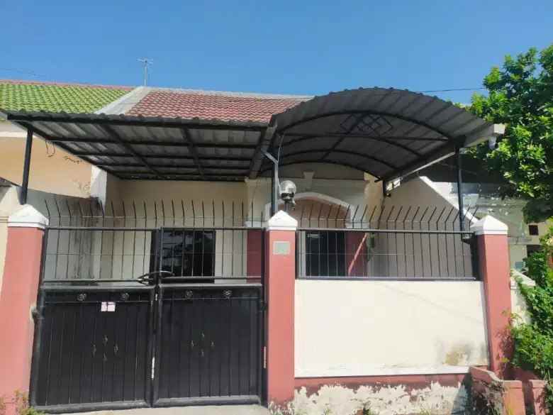 dijual rumah bagus siap huni wiguna timur surabaya