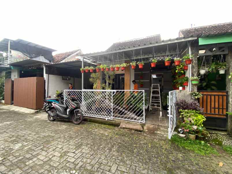 dijual rumah banguntapan bantul