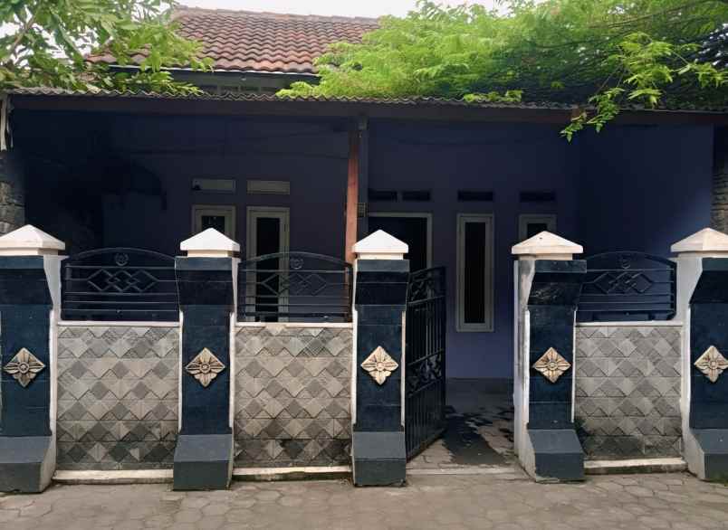 dijual rumah banten indah permai