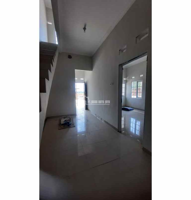 dijual rumah banyumanik