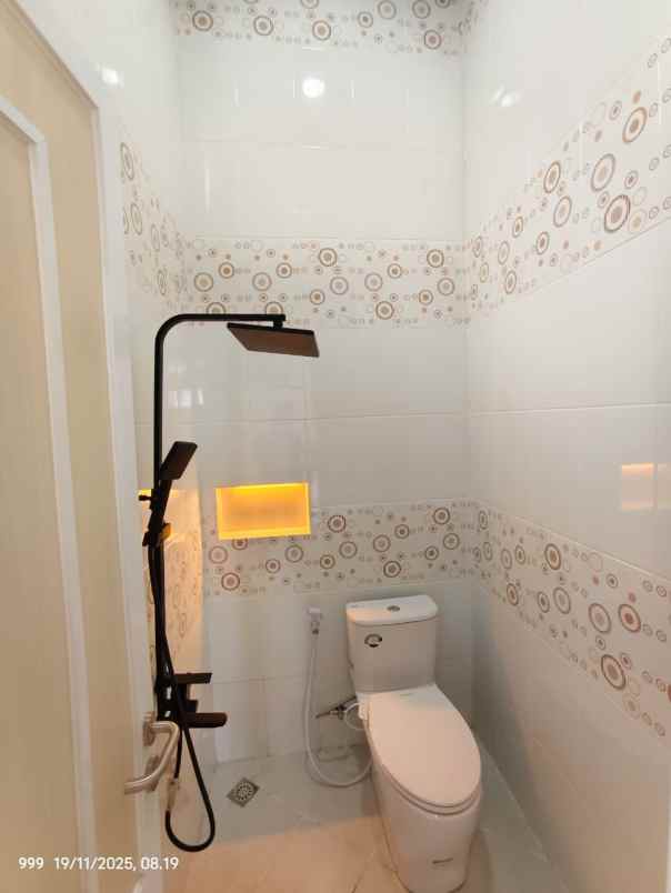 dijual rumah baru dekat kampus ums karangasem solo