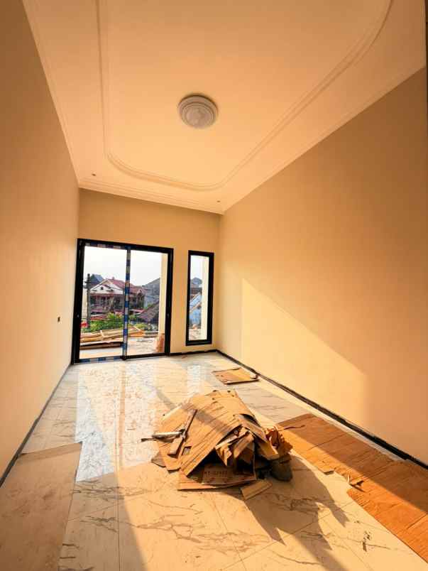 dijual rumah baru modern minimalis lokasi sawojajar
